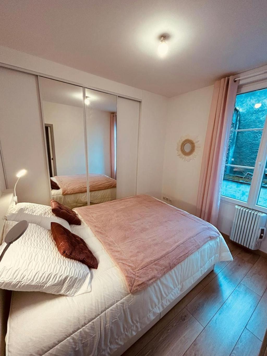 L'Etape Des Sacres Apartment แร็งส์ ภายนอก รูปภาพ