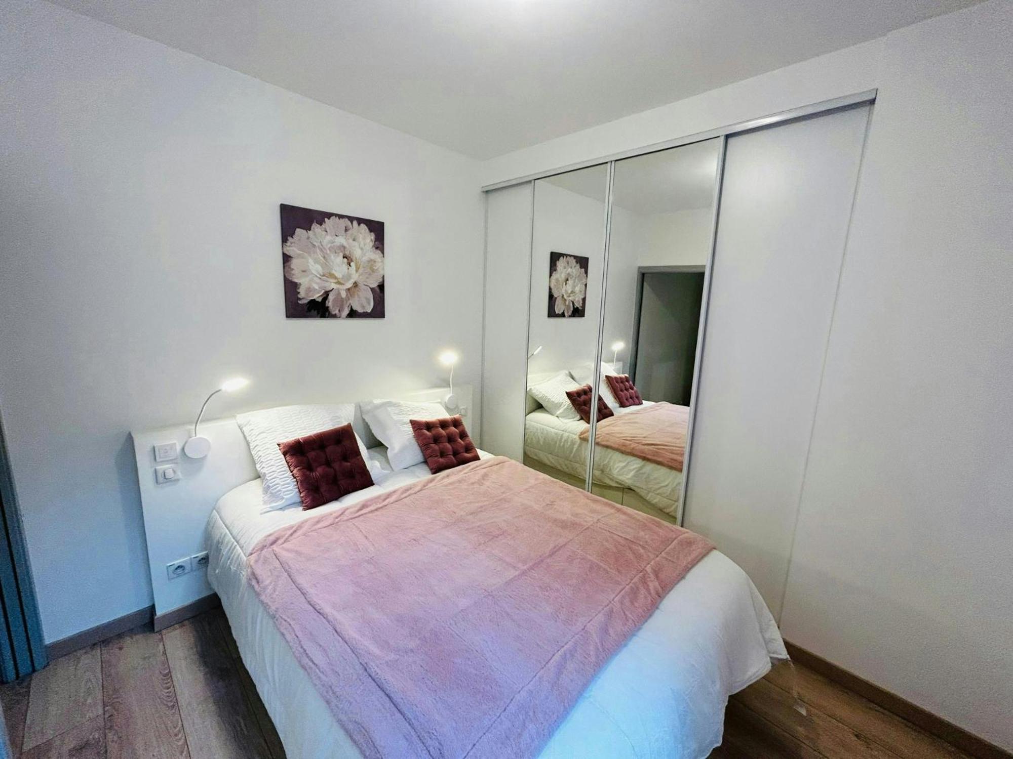 L'Etape Des Sacres Apartment แร็งส์ ภายนอก รูปภาพ